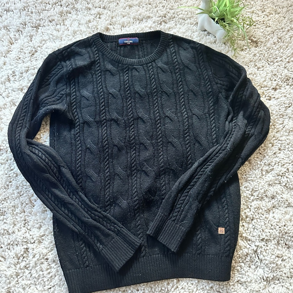 Crimsoune Club preppy school girl crew neck navy warm university sweater.
